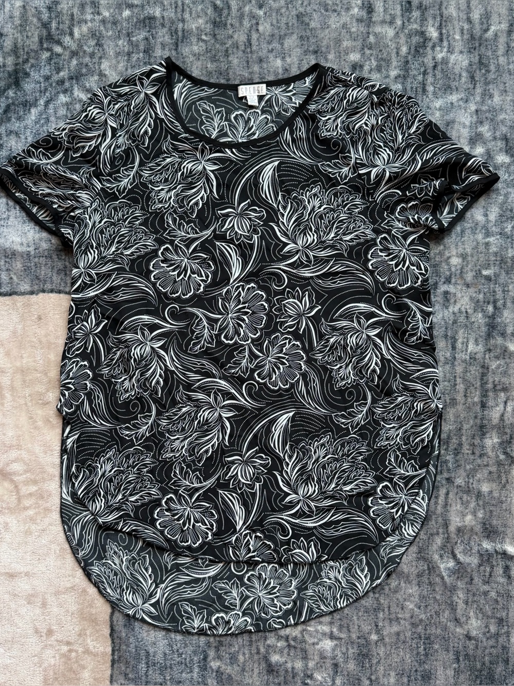 Spense Black & White Floral Tee